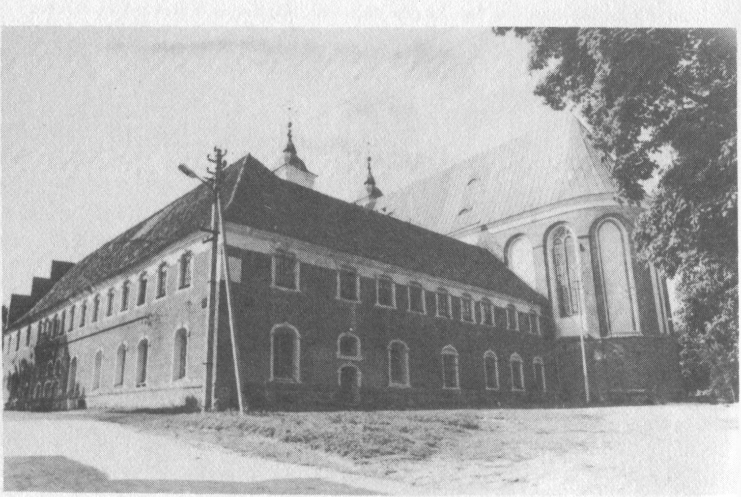 Tytuvėnų vienuolynas ir bažnyčia
